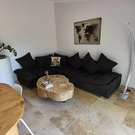 Holiday home Hammam Et Jacuzzi En Provence
